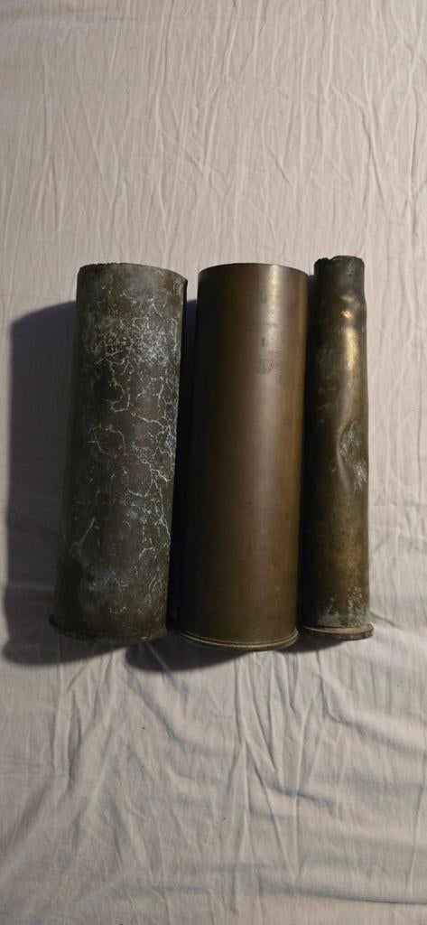 Ww2 hulzen 2x 25 ponder en 1x bofors, Verzamelen, Ophalen of Verzenden, Overige soorten, Overige gebieden, Hulzen of Bodemvondsten