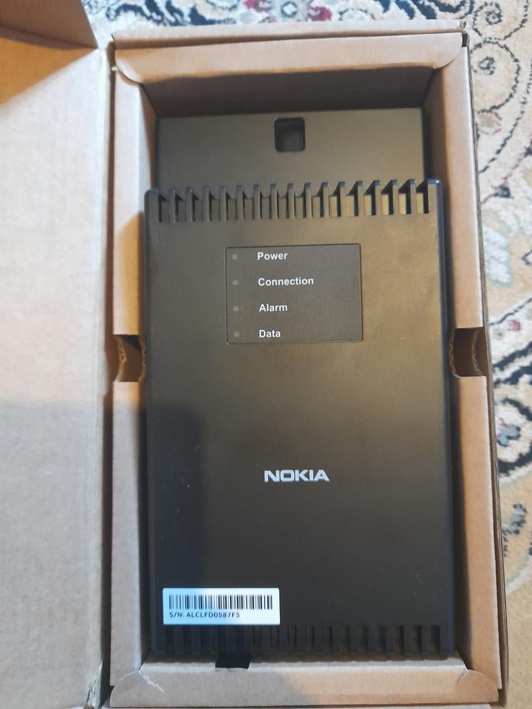 Nokia Glasvezel Modem met Adapter - 4 stuks, Ophalen of Verzenden, Gebruikt, Router met modem, Nokia
