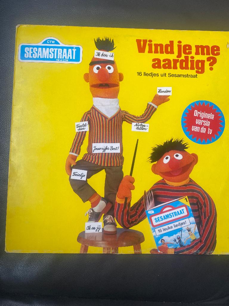 Sesamstraat : Bert & Ernie Vind Je Me Aardig ( lp vinyl), Cd's en Dvd's, Vinyl | Kinderen en Jeugd, Ophalen of Verzenden, Gebruikt