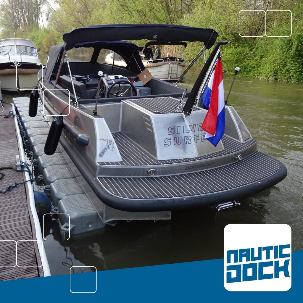 Bootlift 2,0 x 4,0 meter | NauticDock | Geen Aangroei Floats, Watersport en Boten, Onderhoud en Reparatie, Info@nauticnederland.nl