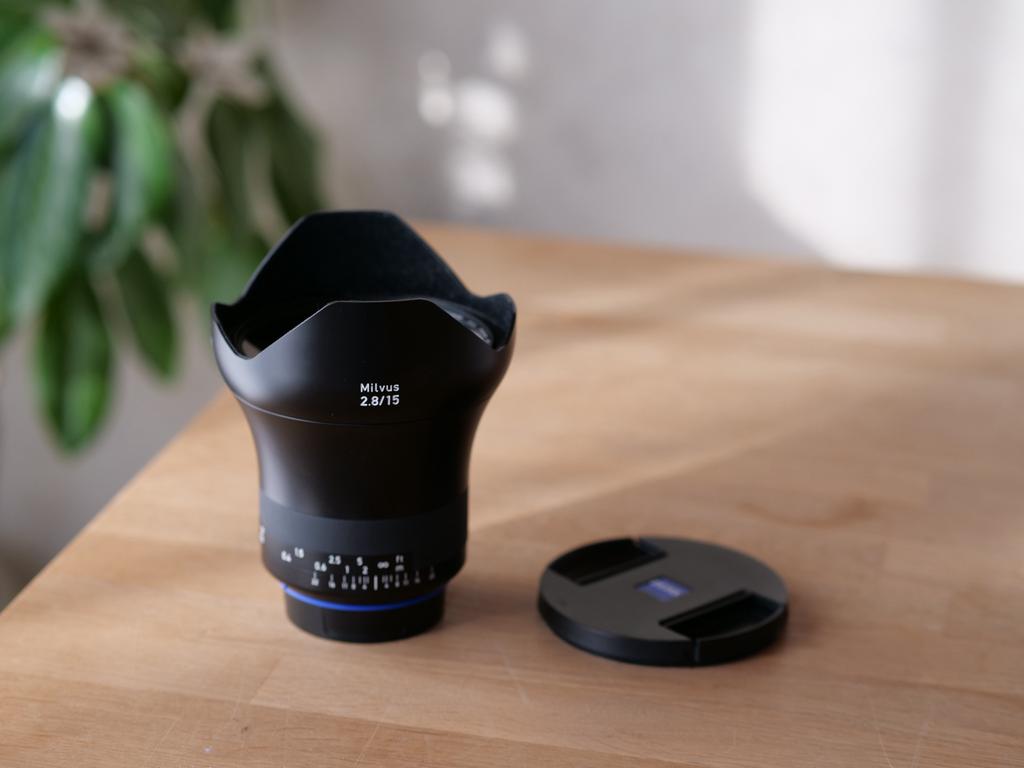 Zeiss Milvus 15mm f/2.8 Lens - Perfecte Staat!, Audio, Tv en Foto, Fotografie | Filters, Zo goed als nieuw, Overige typen, Minder dan 50 mm