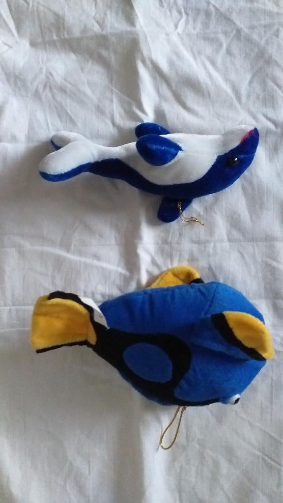 2 Knuffels bauwe vis en Dolfijn, Ophalen of Verzenden, Zo goed als nieuw, Overige typen