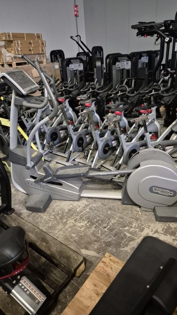 technogym excite 700 crosstrainer, Ophalen, Gebruikt, Crosstrainer, Metaal