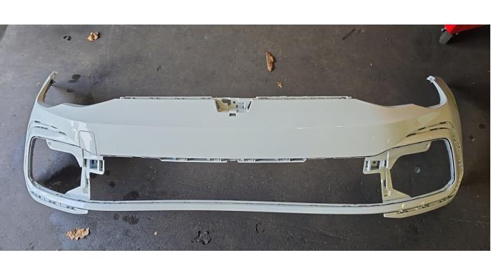 Voorbumper van een Volkswagen Golf, Gebruikt, -, Volkswagen, -