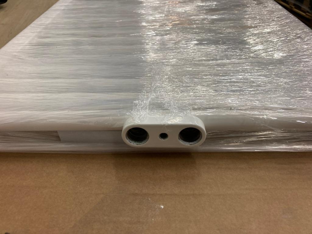 Vasco Iris HDM-A designradiator 696 hoog x 750 breed WIT, Doe-het-zelf en Verbouw, 30 tot 80 cm, Radiator, Nieuw, Ophalen of Verzenden