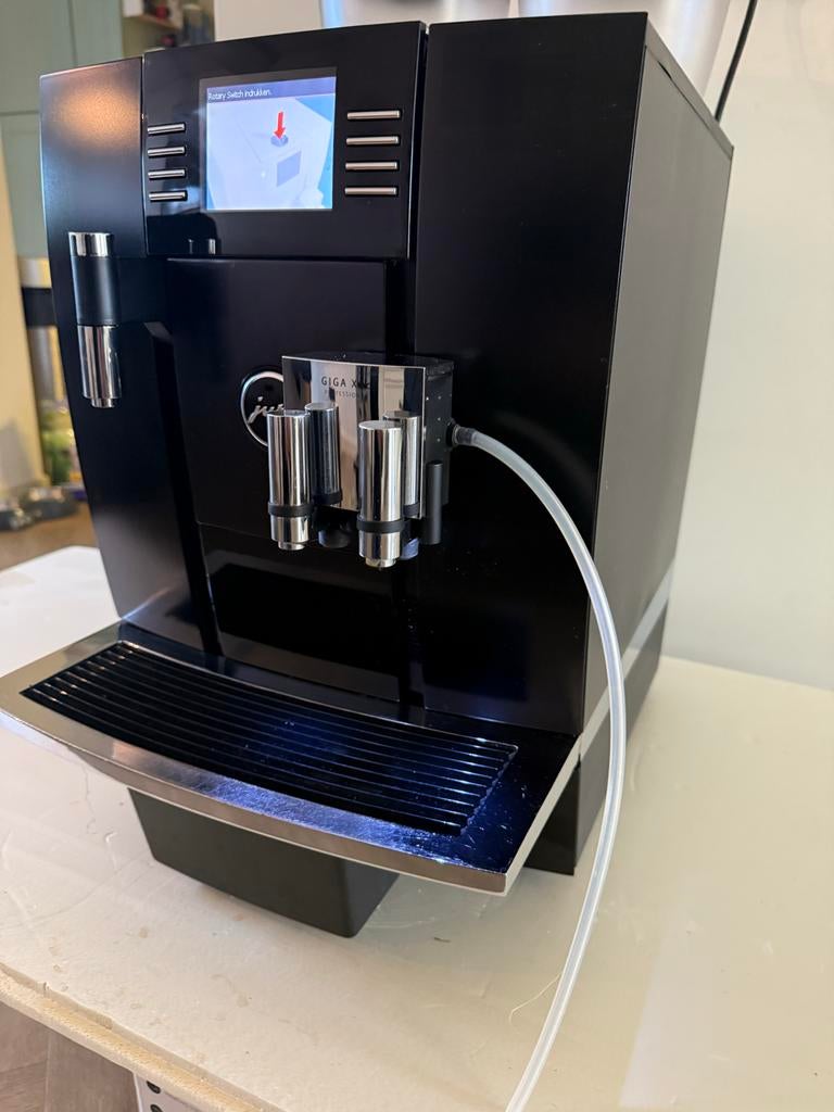 Jura GIGA X8c Gereviseerd - Pianozwart - 6 mnd Garantie, Witgoed en Apparatuur, Koffiezetapparaten, Espresso apparaat, Jura, 10 kopjes of meer
