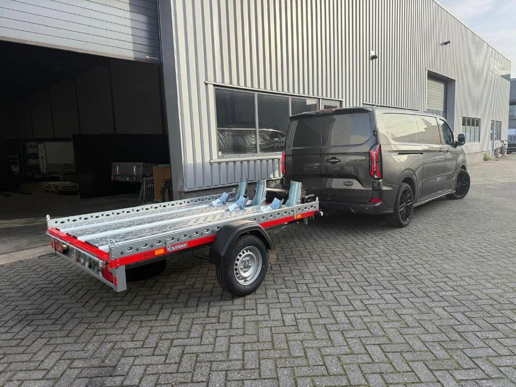 Motortrailers huren motoraanhangers huren  *Geen borg*, Met chauffeur, Aanhangwagen