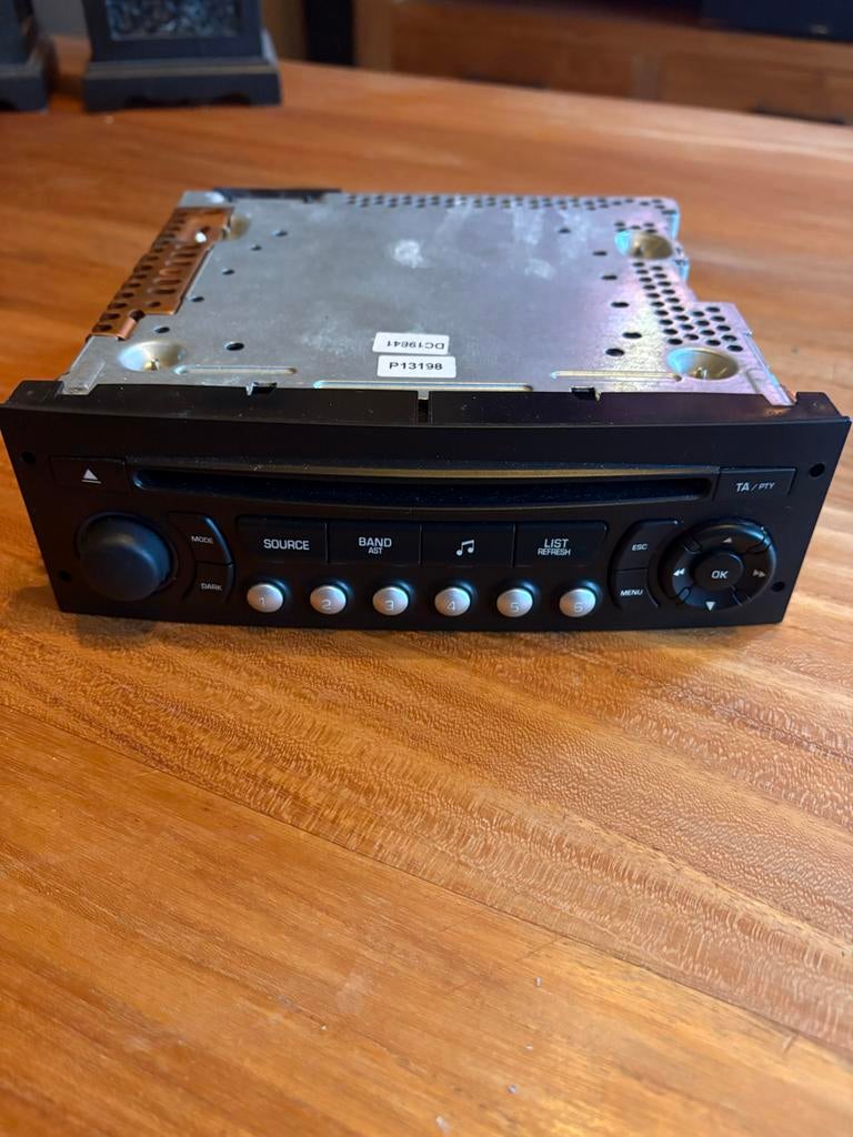 Radio Peugeot 207, Auto diversen, Autoradio's, Ophalen, Zo goed als nieuw
