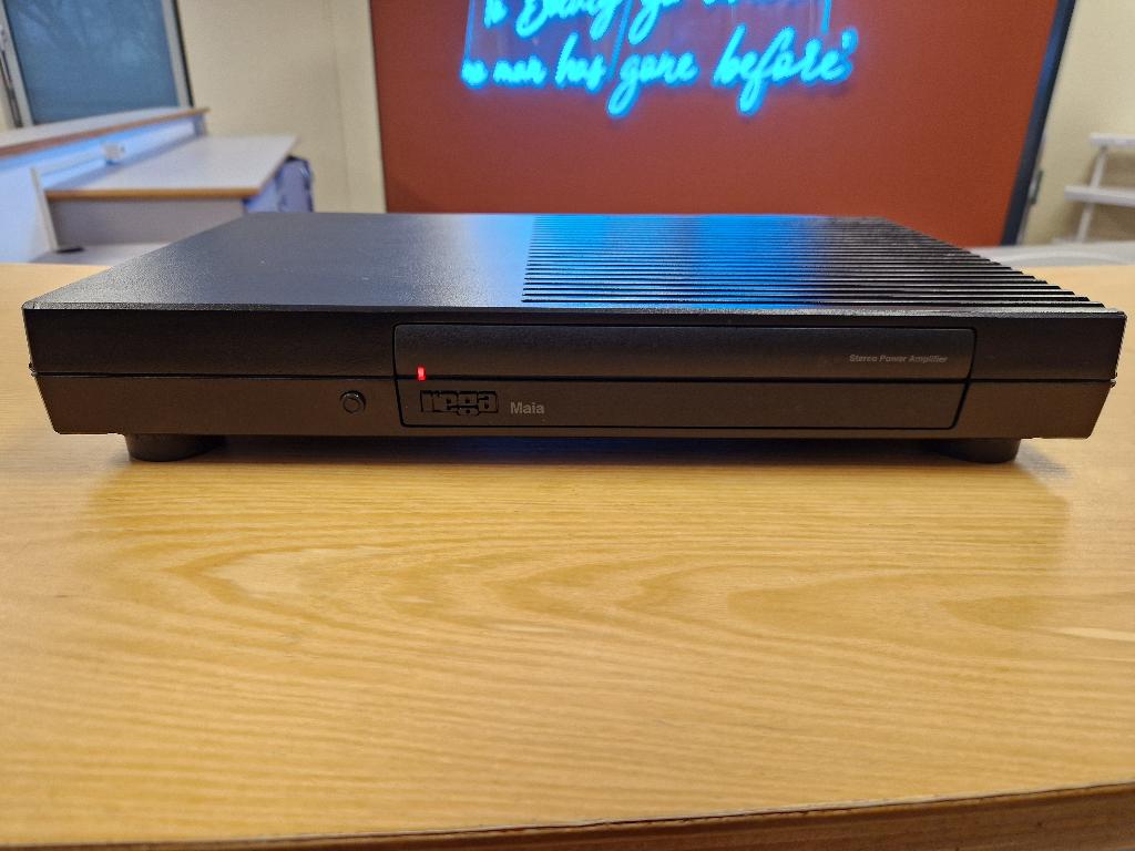✅ Rega Maia eindversterker (classic "radiator"-serie), Audio, Tv en Foto, Versterkers en Receivers, Ophalen of Verzenden, Gebruikt