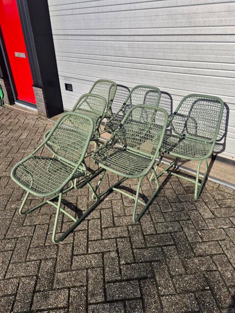 6x gebruikte fermob sixties stoelen cactus Prijs per stuk, Ophalen, Nieuw, Kunststof
