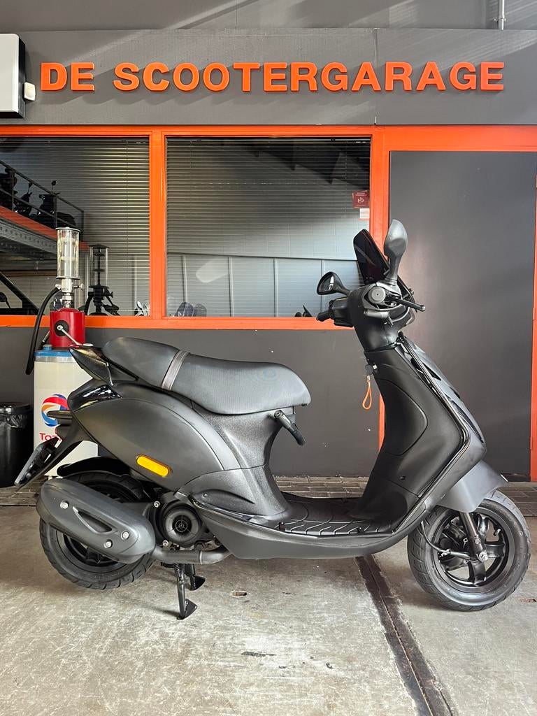 Piaggio Zip brom 45km e5 2023 FULL, Ophalen, Piaggio, Piaggio, Maximaal 45 km/u