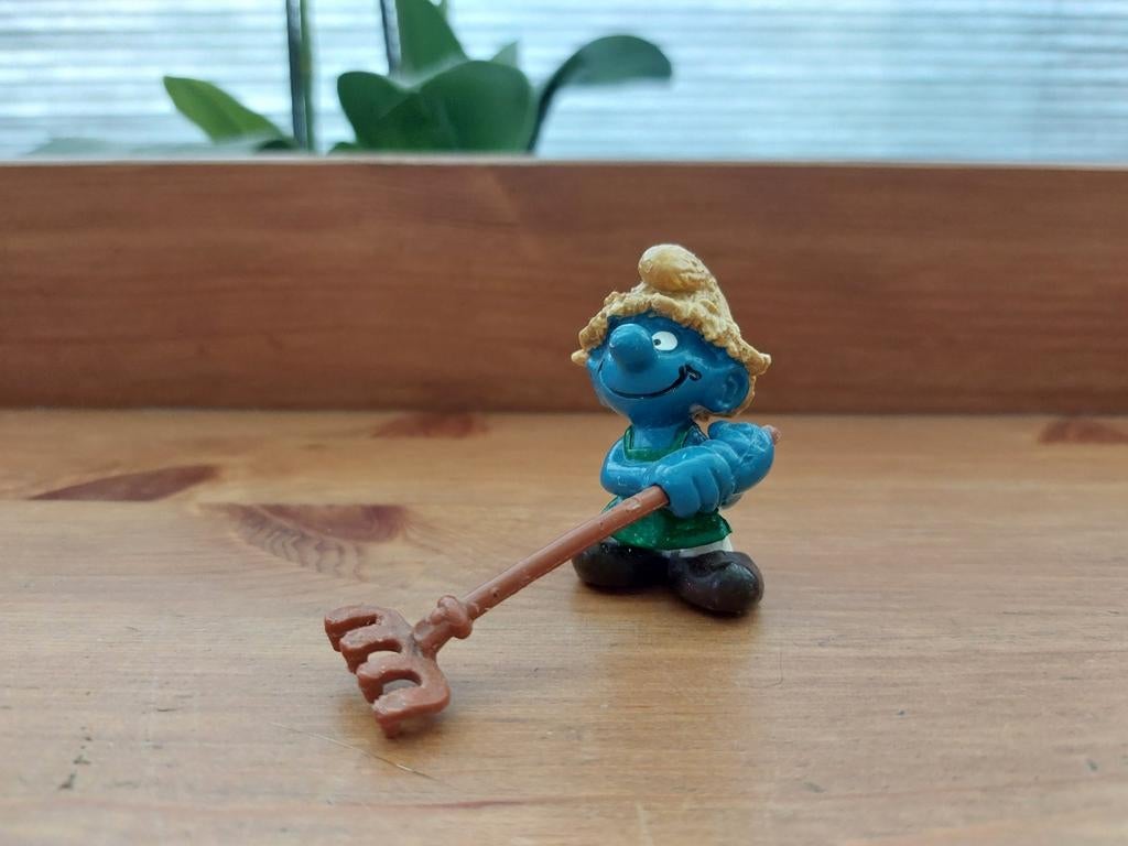 Tuinier smurf met hark 20138 De Smurfen, Verzamelen, Smurfen, Ophalen of Verzenden, Zo goed als nieuw
