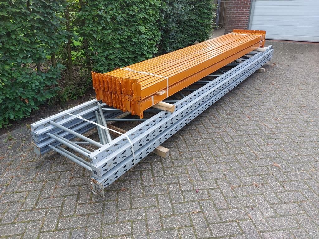Palletstelling / magazijnstelling, Ophalen