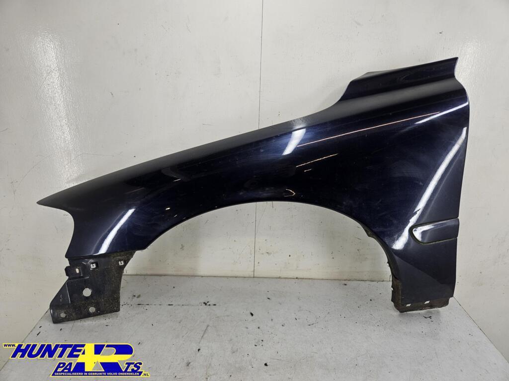 Voorscherm L paars 467 Volvo V70/S60 II ('00-'08), Gebruikt, Ophalen of Verzenden, Volvo