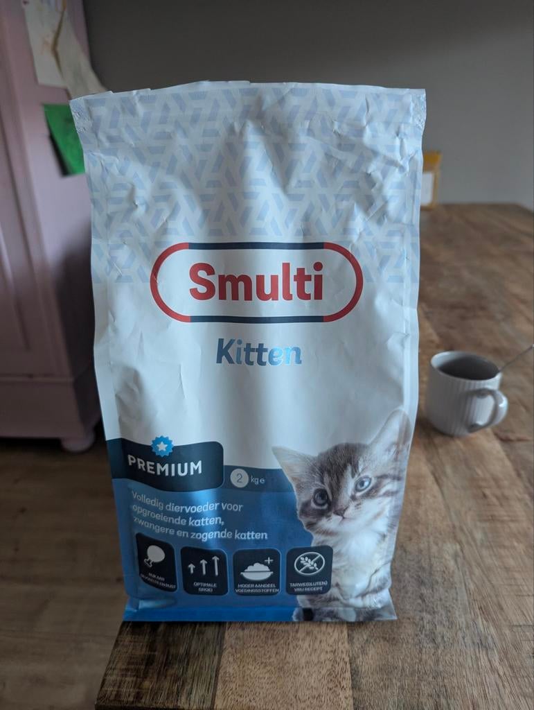 Smulti kitten voer. Nog 1,5 kg., Dieren en Toebehoren, Dierenvoeding, Ophalen, Kat