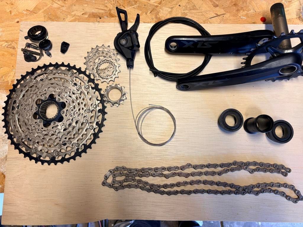Shimano M7100 Groepset + crankstel, Fietsen en Brommers, Fietsonderdelen, Shimano SLX, Ophalen of Verzenden, Zo goed als nieuw