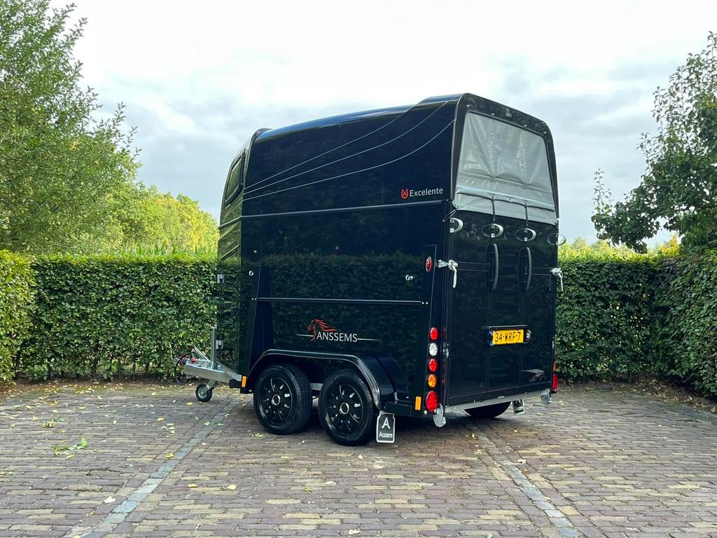 Mooie Anssems excelente met zadelkamer, lichtgewicht trailer, Dieren en Toebehoren, Paarden en Pony's | Trailers en Aanhangwagens