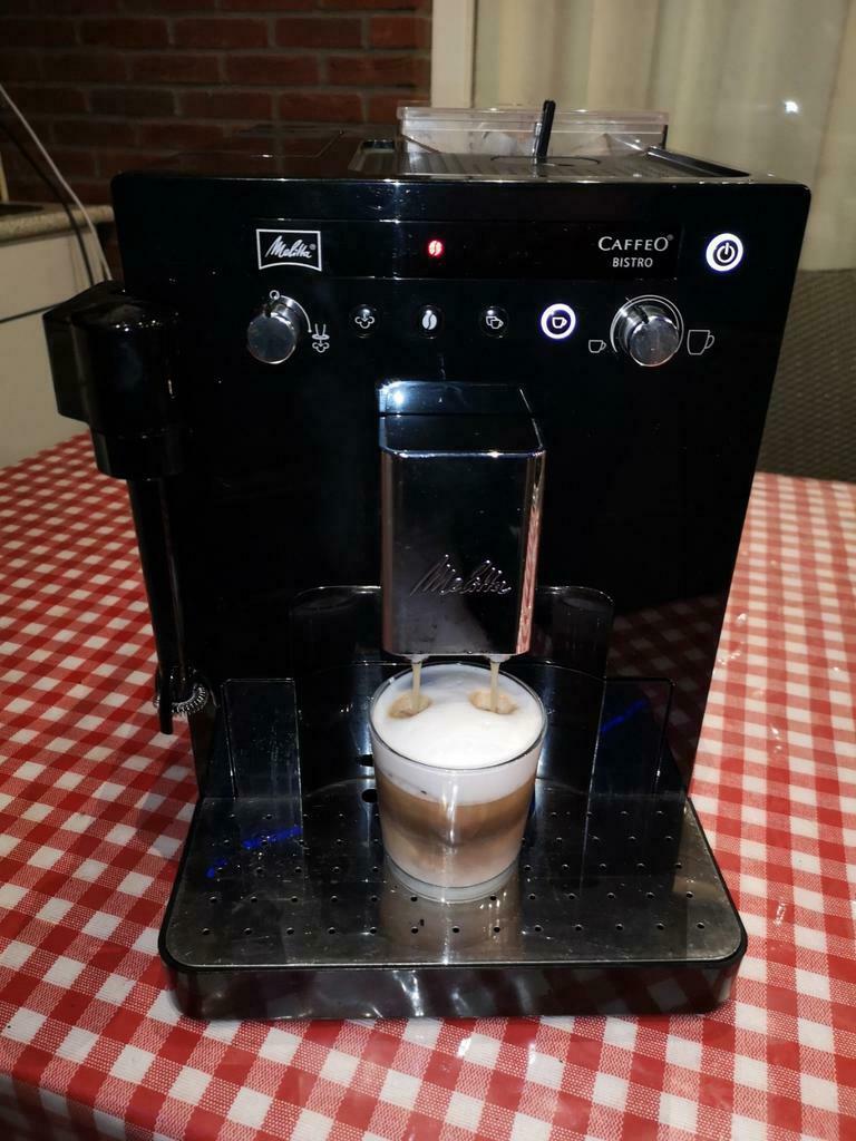 Melitta Caffeo Bistro Cappucino koffieautomaat, Witgoed en Apparatuur, Ophalen of Verzenden, Gebruikt, Koffiebonen