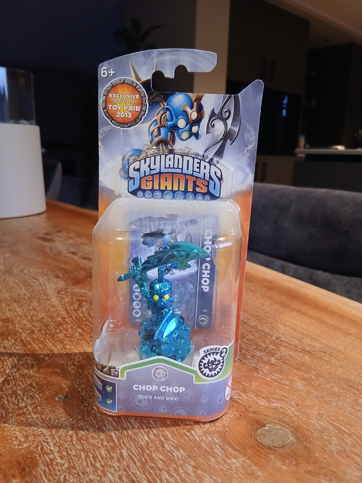 Skylanders giants blue metallic chop chop chase variant NIB, Avontuur en Actie, 2 spelers, Ophalen of Verzenden, Zo goed als nieuw