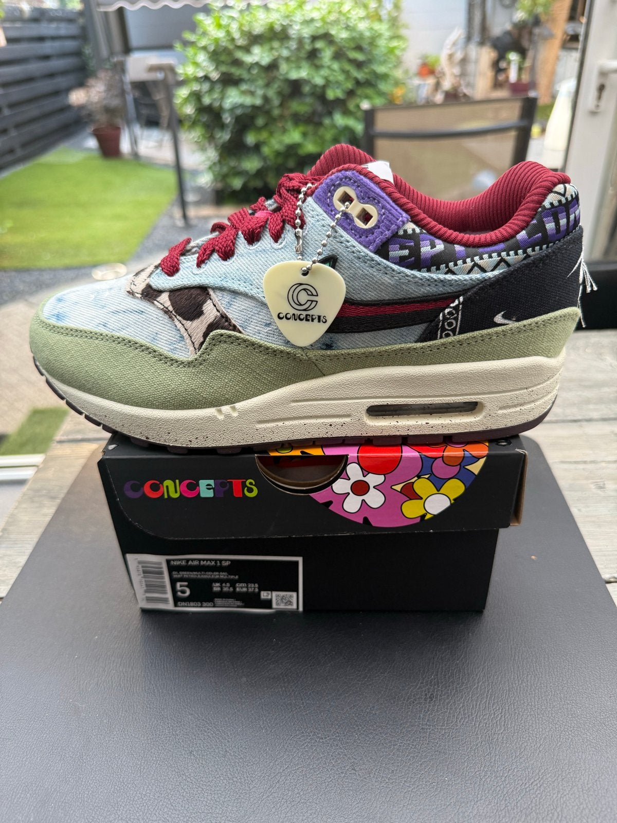 Nike Air Max 1 CONCEPTS SP Oil Green/Multi-Color-Sail - Maat, Overige kleuren, Nieuw, Ophalen of Verzenden, Sneakers of Gympen