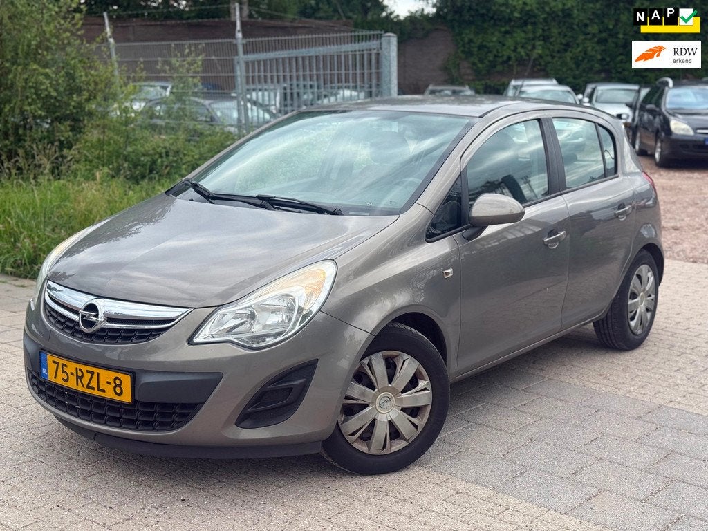 Opel Corsa 1.2-16V Edition koopje, Auto's, Opel, Voorwielaandrijving, Euro 5, 86 pk, Gebruikt