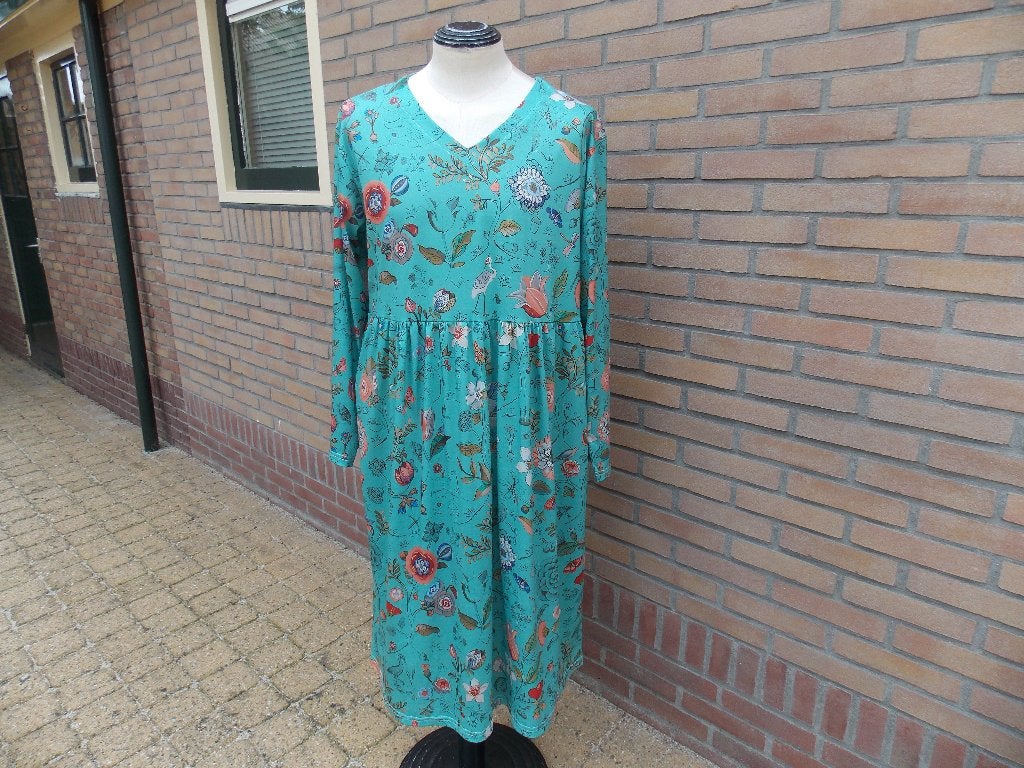 jurk maat 50 leuk dessin, vogels , bloemen nieuw, Kleding | Dames, Ophalen of Verzenden, Zo goed als nieuw, Maat 46/48 (XL) of groter