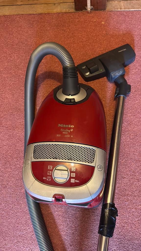 Miele stofzuiger, Cat & Dog anti allergie, met accessoires., Witgoed en Apparatuur, Stofzuigers, Stofzak, Gebruikt, Stofzuiger