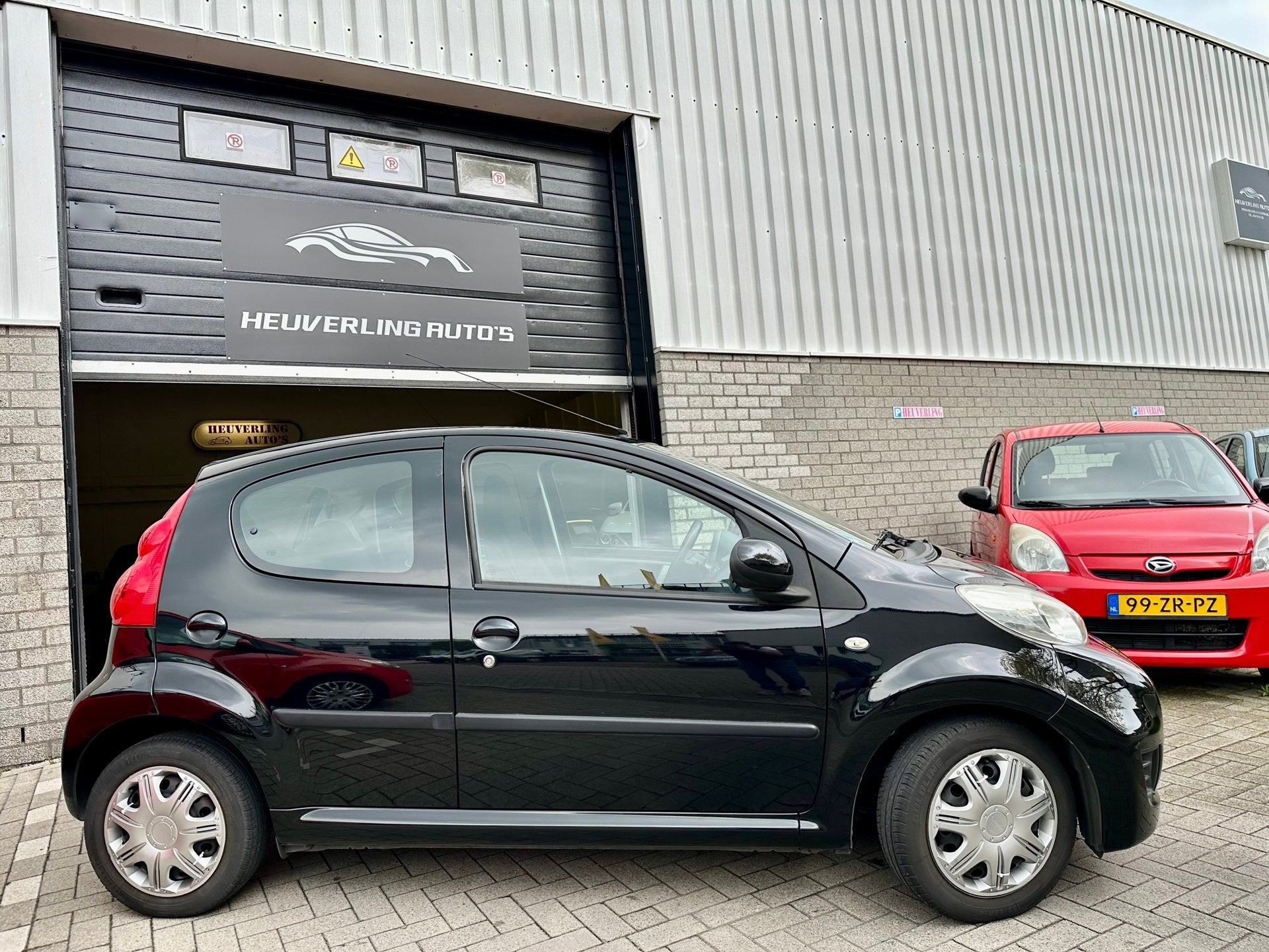 Peugeot 107 1.0-12V XR | Airco | Elektrische Pakket | APK, Auto's, Voorwielaandrijving, Dealer onderhouden, Stof, Gebruikt