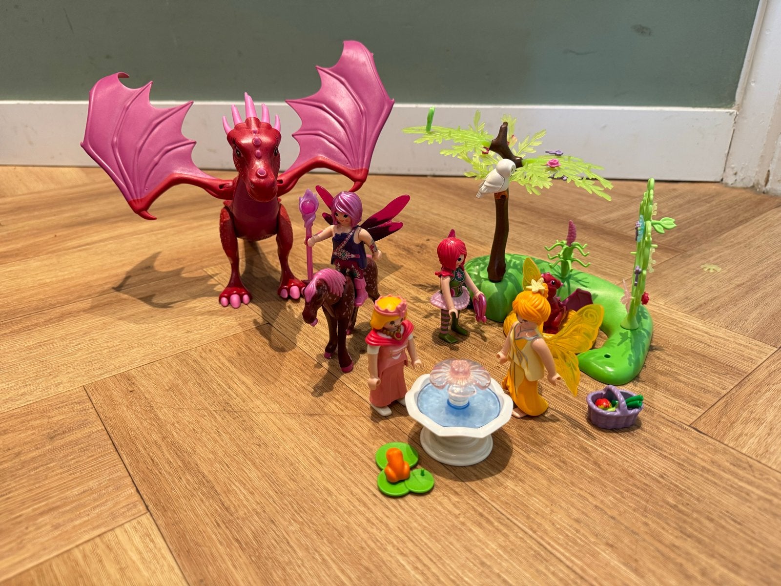 Playmobil Fairies set met draak en figuren, Ophalen, Zo goed als nieuw, Meisje