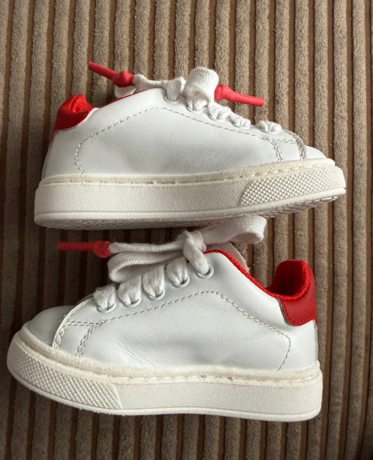 Dsquared2 sneakers maat 19 - Wit met rood, Ophalen of Verzenden, Nieuw, Jongen of Meisje, Sportschoenen