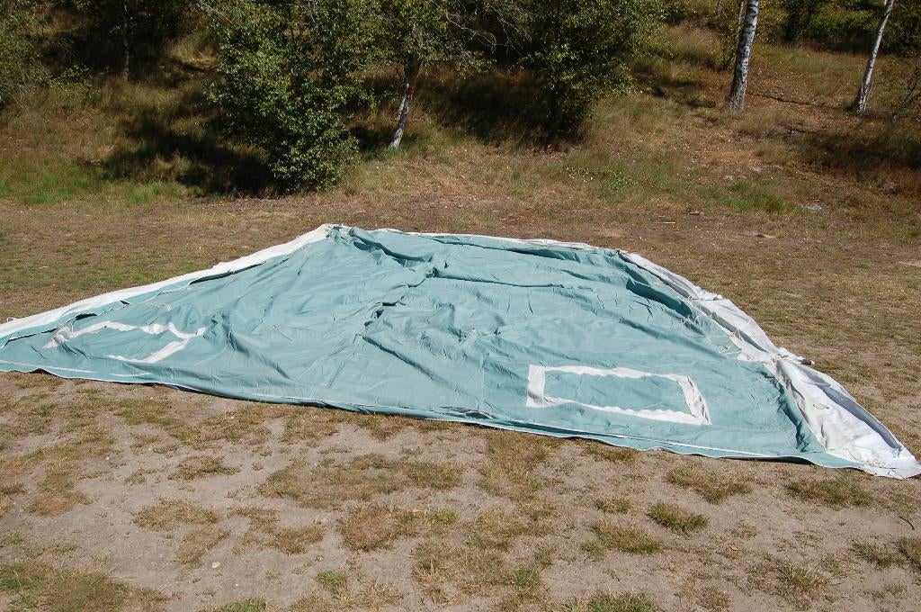 4-PERSOONS PYRAMIDE TENT, Caravans en Kamperen, Tenten, Ophalen, Gebruikt, Tot en met 4