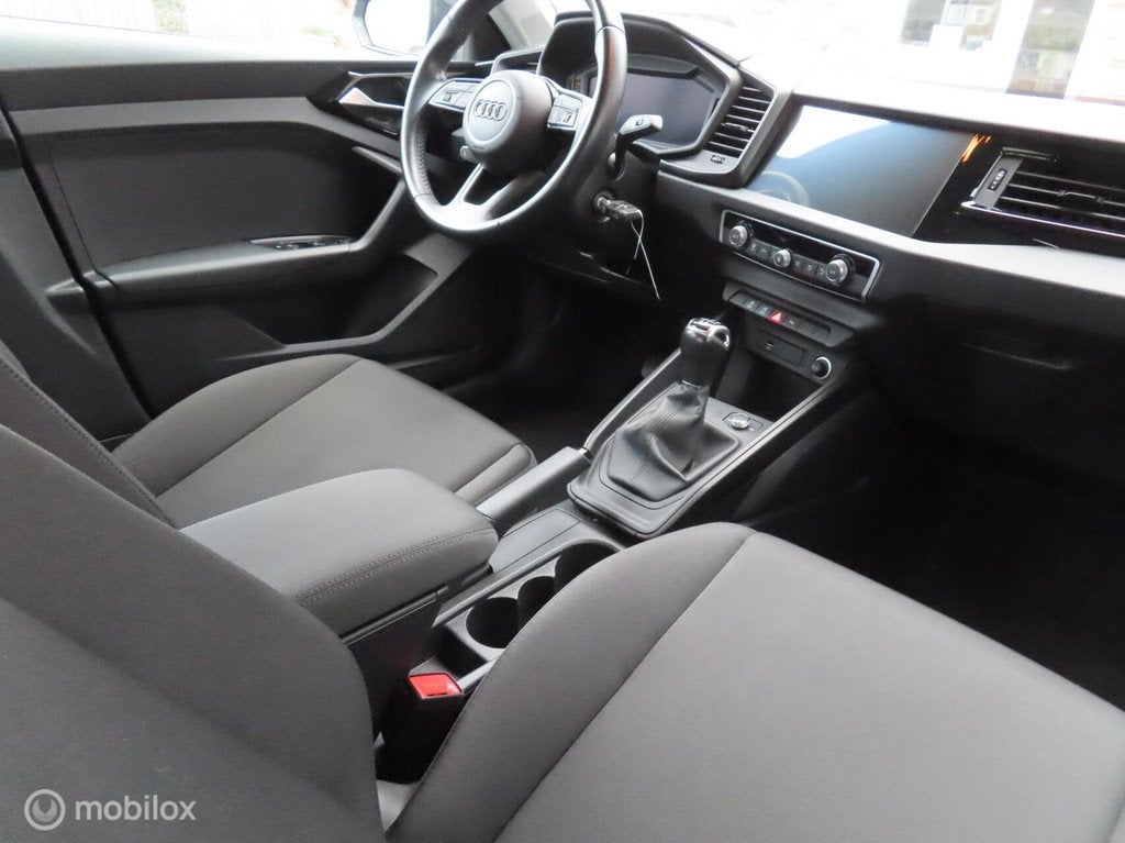 Audi A1 Sportback 25 TFSI Pro Line|Virtueel Cockpit|Parkeers, Auto's, Audi, Voorwielaandrijving, Euro 6, 95 pk, Bedrijf