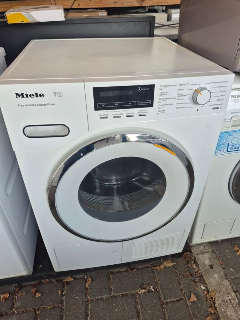 Leuke T1 warmtepomp droger met steam functie A+++, Ophalen, Zo goed als nieuw, Wit