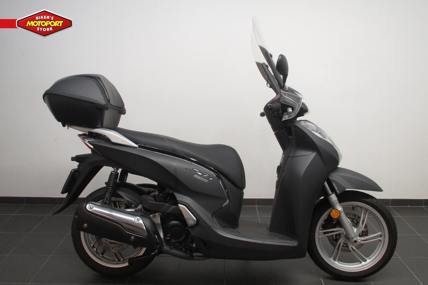 Honda SH 300I ABS (bj 2016), Motoren, Doornveld 180-184
B-1731  ZELLIK, BE, Honda Motor Europe Ltd, Belgian Branche, Bedrijf, Overig