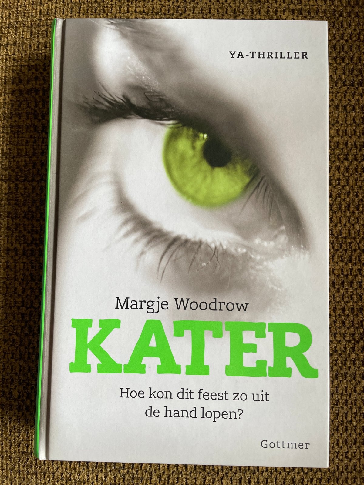 Margje Woodrow - Kater, Ophalen of Verzenden, Zo goed als nieuw, Margje Woodrow