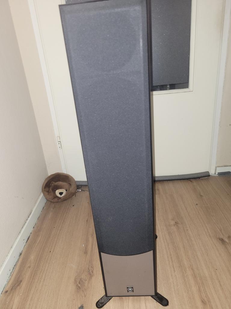 2x Yamaha NS-120, Gebruikt, 120 watt of meer, Front, Rear of Stereo speakers, Ophalen