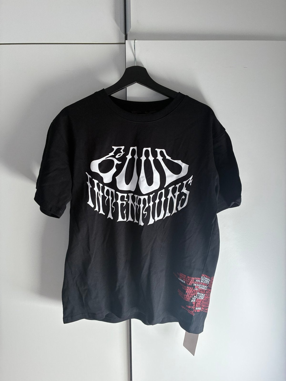 Vlone Zwart T-shirt Maat L - Zo goed als nieuw MOET WEG, Kleding | Heren, Verzenden, Zo goed als nieuw, Maat 52/54 (L), Zwart