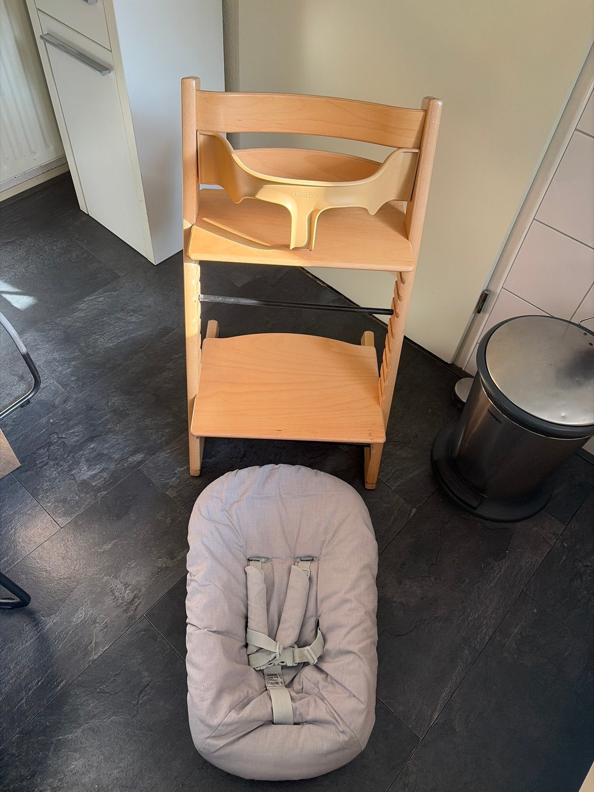 Stokke Tripp Trapp Naturel met beugel en newborn, Ophalen, Gebruikt, Meegroeistoel, Aanschuifbaar