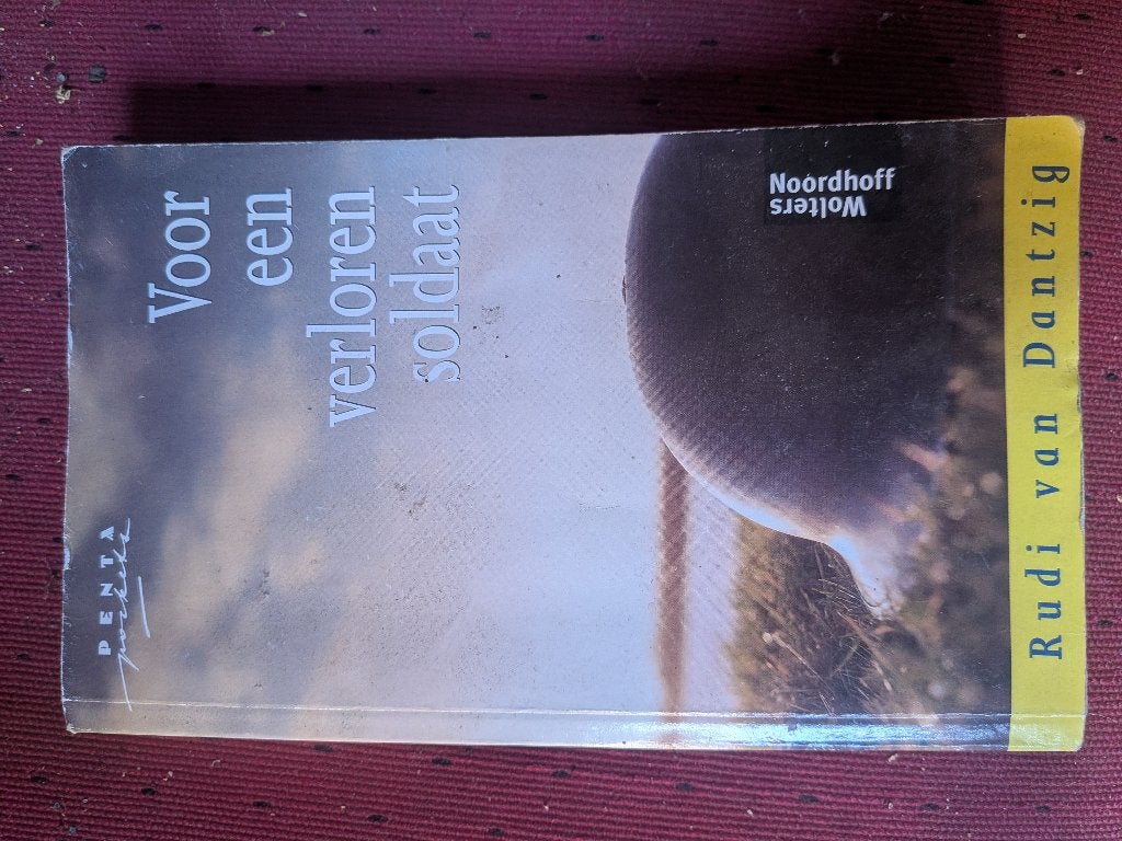 Voor een verloren soldaat, Boeken, Ophalen of Verzenden, Gelezen, Nederland