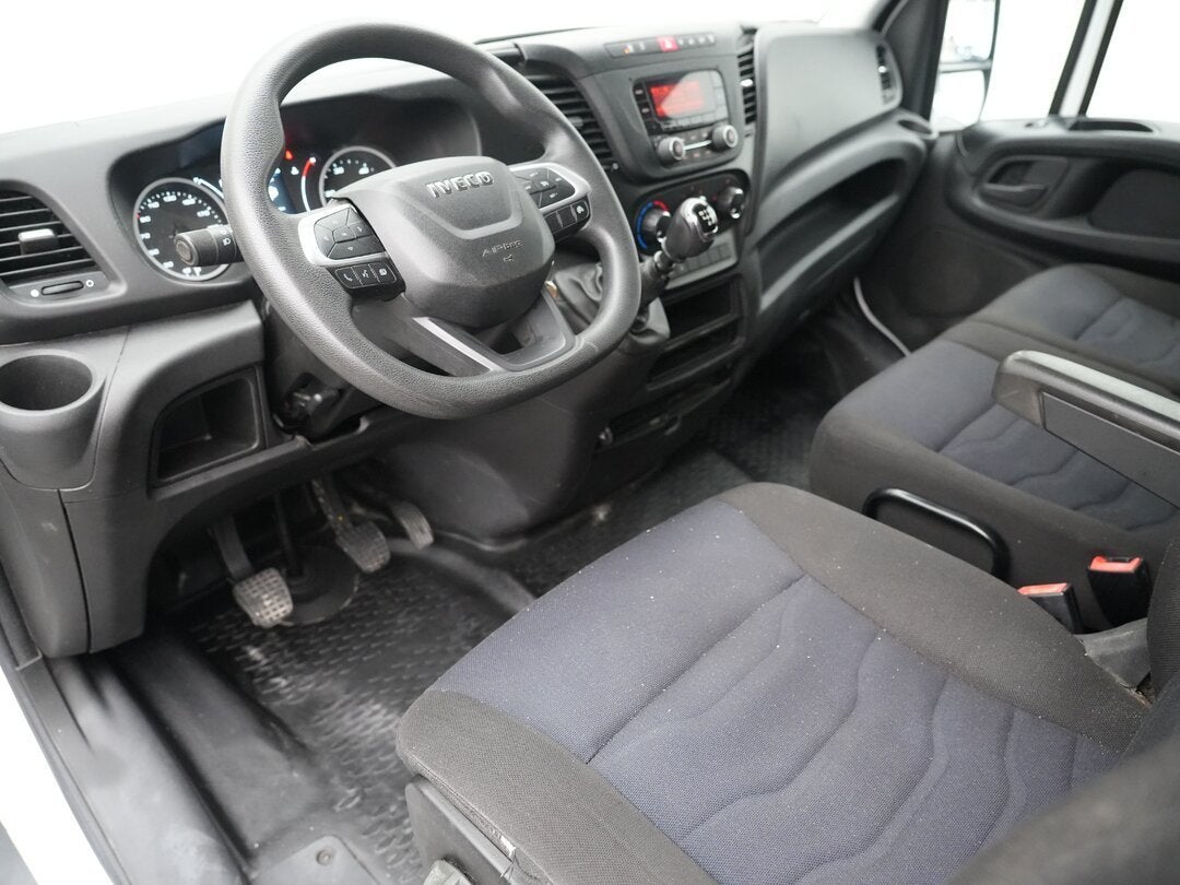 Iveco Daily 35S14 Gesloten bestelwagen L2H2 Airco Cruise 350, Auto's, Gebruikt, Euro 6, Iveco, Wit