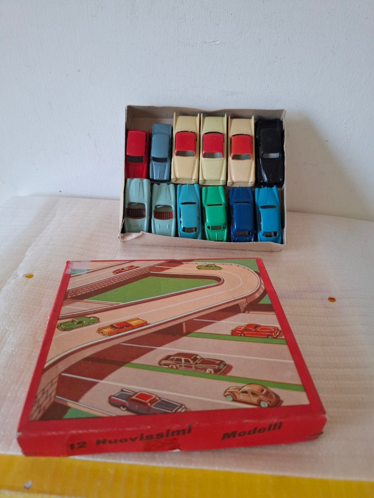 Mooi origineel Ingap doosje met auto's zie de foto's, Ophalen of Verzenden