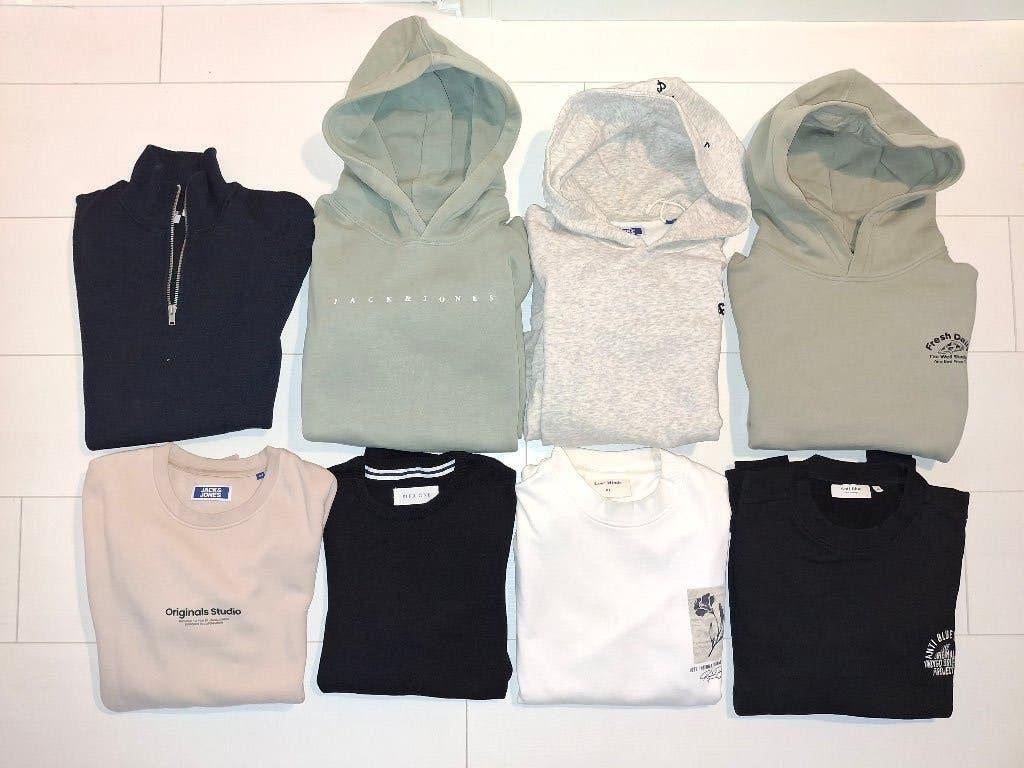 8 x jongens trui maat 176/XS  ZIP Hoodie vest trui. 65 euro., Ophalen of Verzenden, Zo goed als nieuw, Maat 176