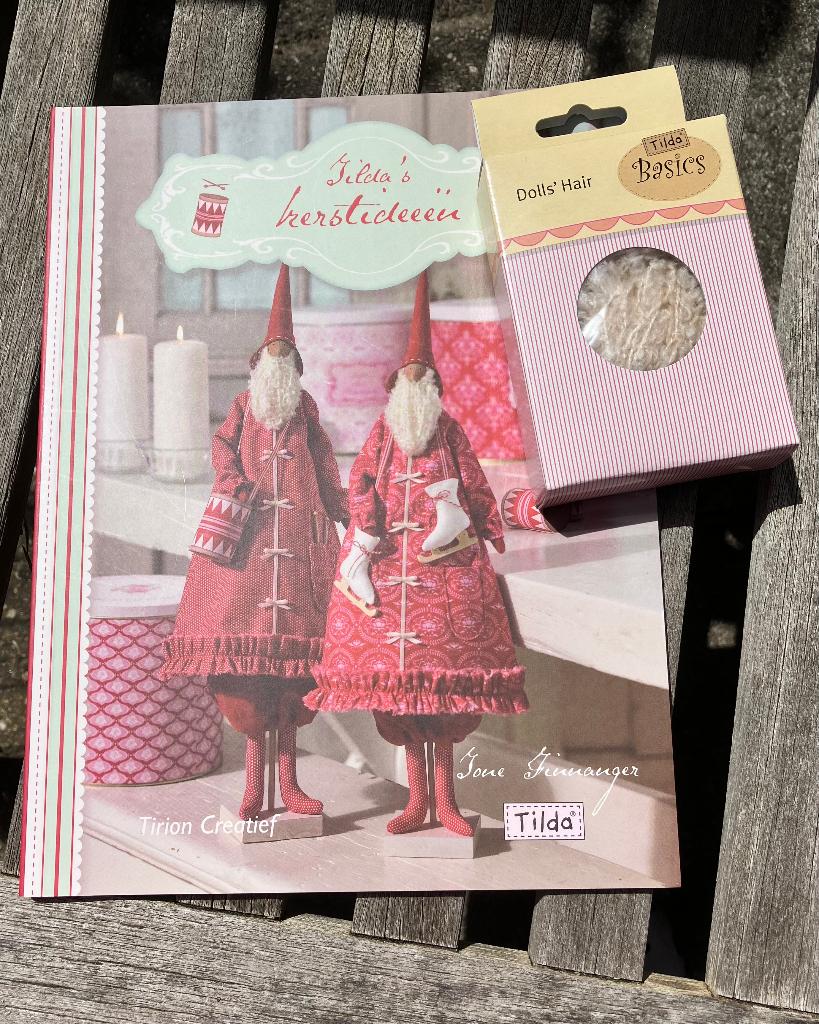 tilda's kerstideeën, tone finnanger, Ophalen of Verzenden, Nieuw, Borduren en Naaien, Tone Finnanger