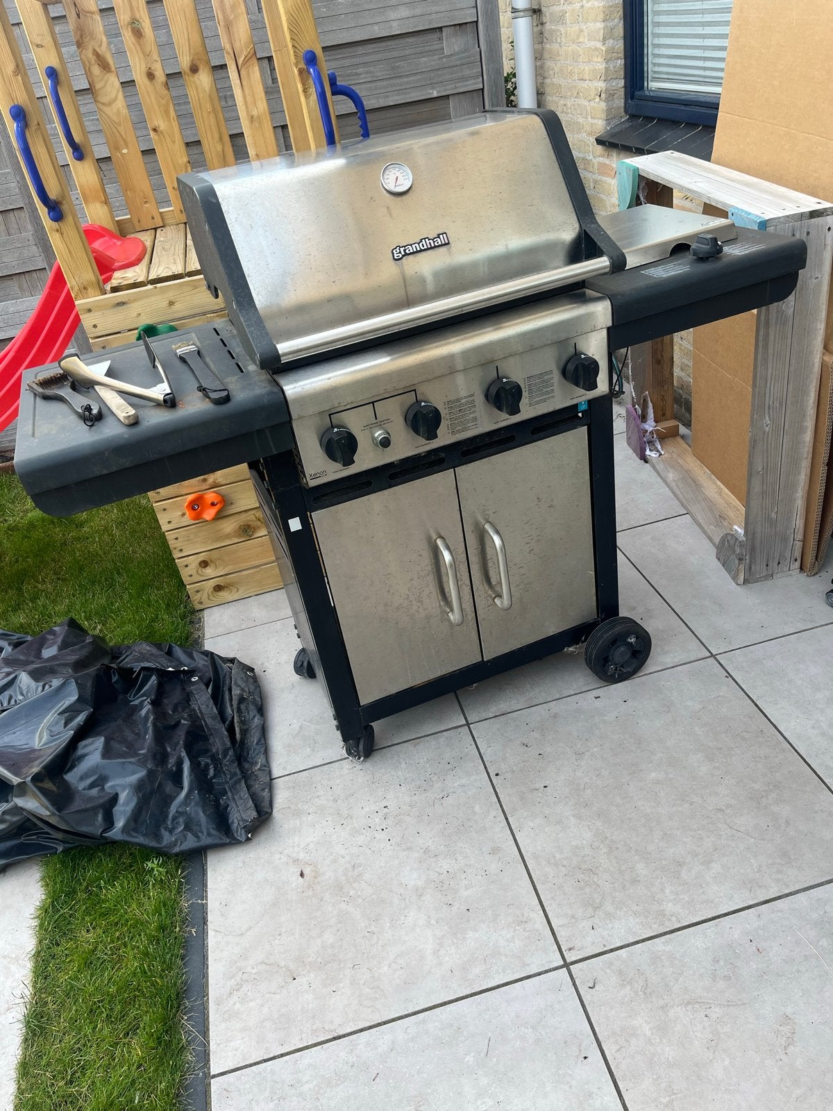 Grandhall Xenon Gasbarbecue - Gebruikt, klaar voor een nieuw, Ophalen, Gebruikt