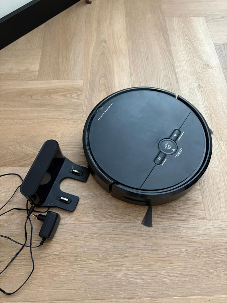 Robotstofzuiger, Ophalen of Verzenden, Zo goed als nieuw, Robotstofzuiger