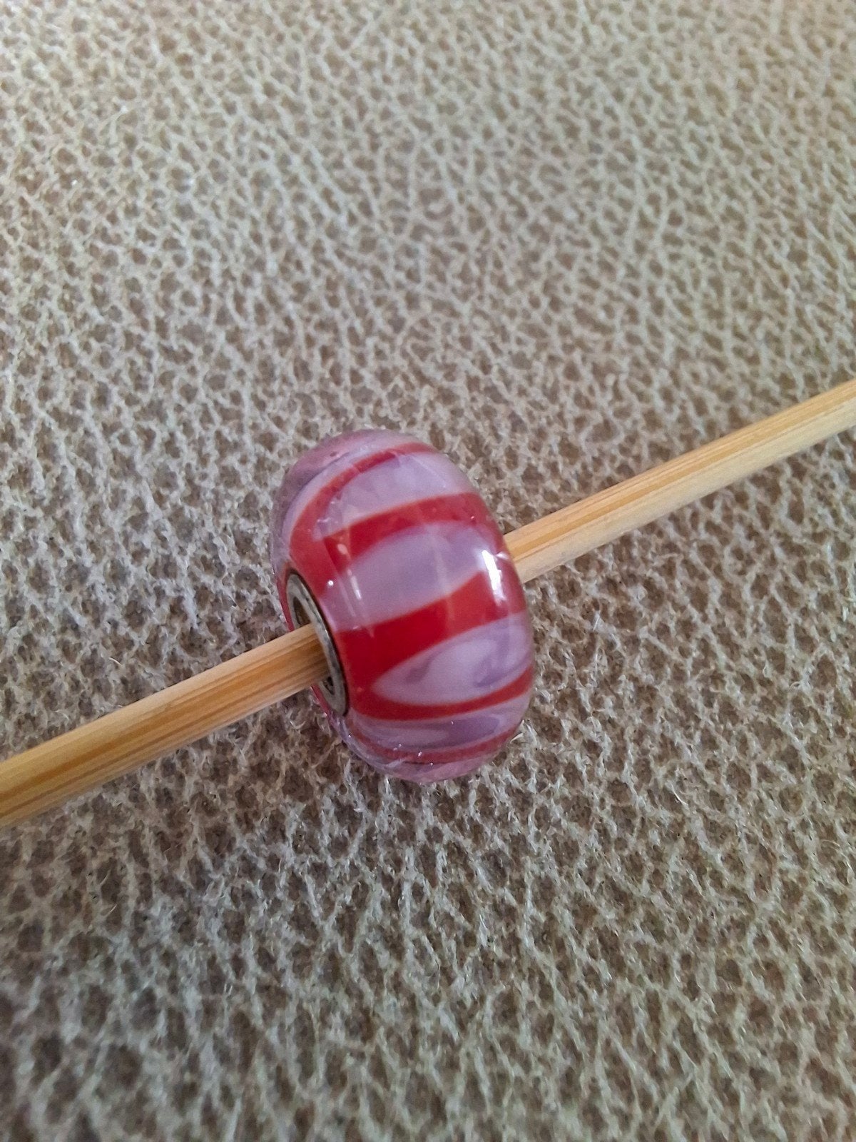 Trollbeads Lilac shade glaskraal, Ophalen of Verzenden, Zo goed als nieuw, Trollbeads, 1 bedel