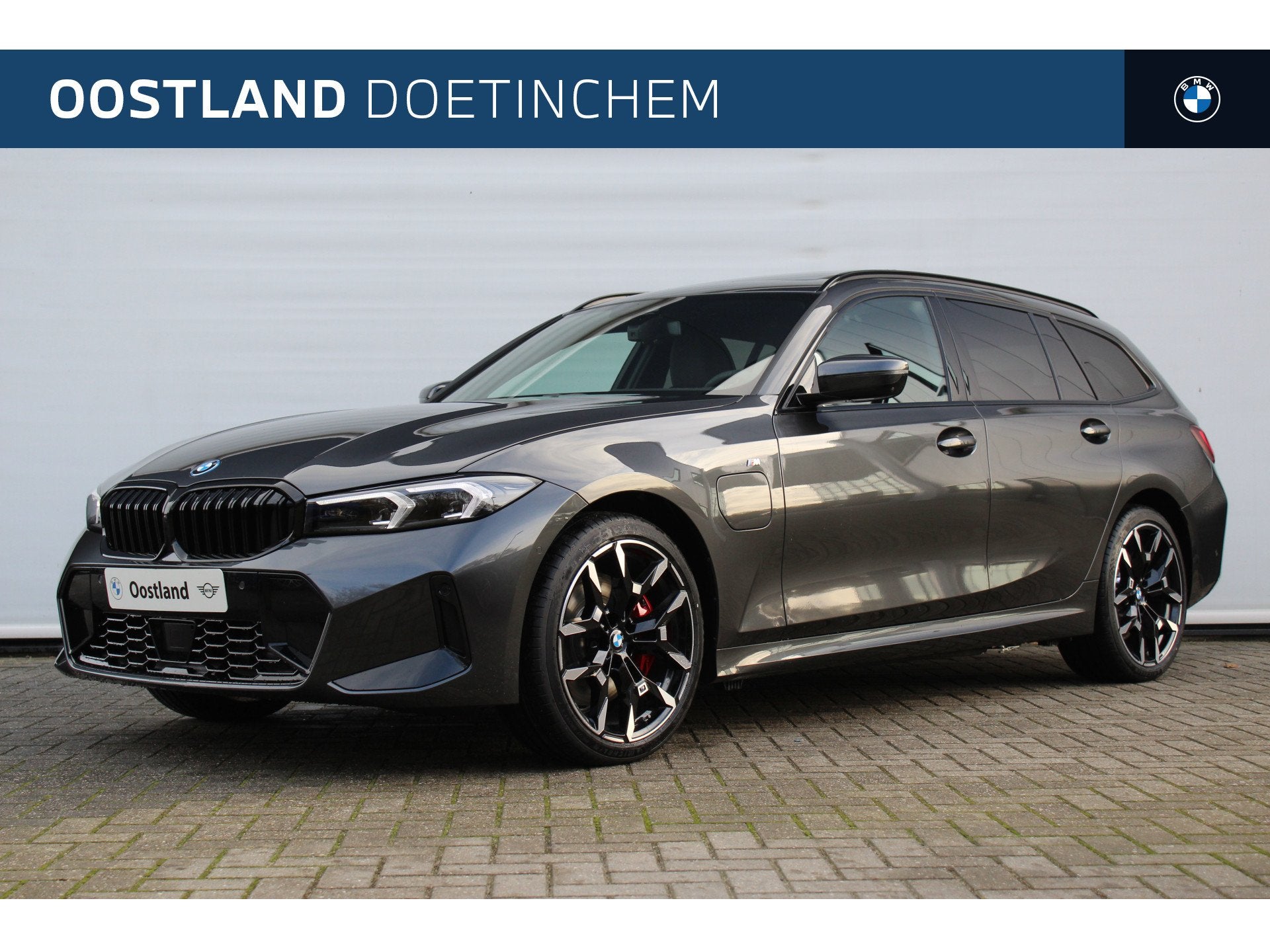 BMW 3 Serie Touring 330e M Sport Automaat / Panoramadak / Tr