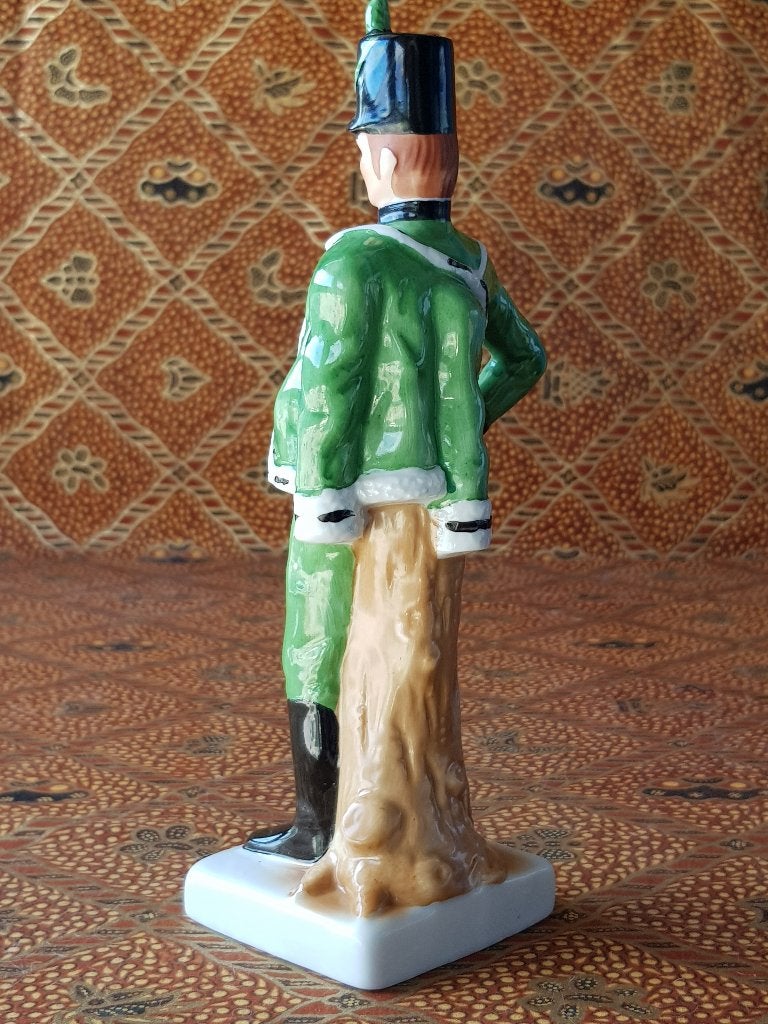 Mooi vintage beeldje uit Engeland van historische soldaat., Ophalen of Verzenden