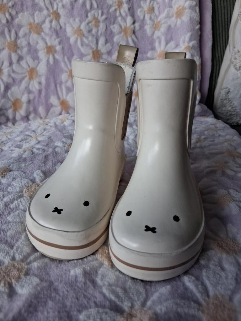 Nijntje laarzen maat 20, Kinderen en Baby's, Kinderkleding | Schoenen en Sokken, Jongen of Meisje, Nijntje, Ophalen of Verzenden