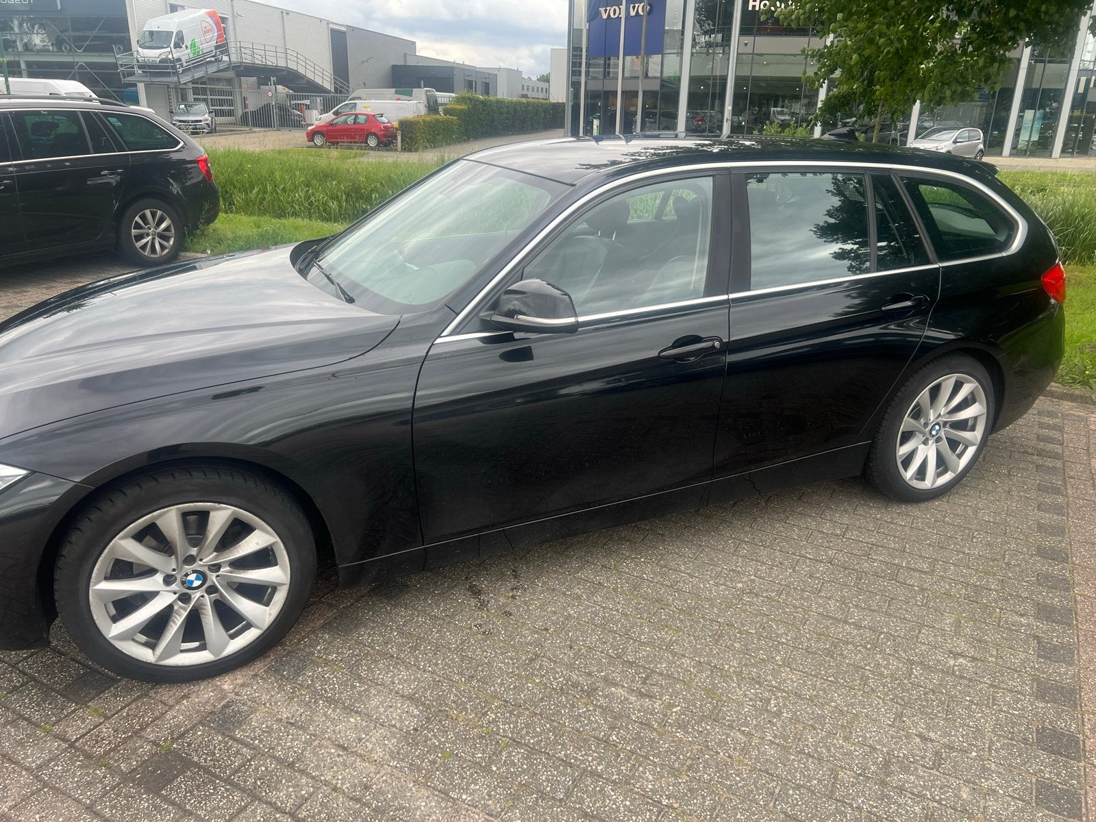 BMW 3-Serie 2.0 320I Touring 2013 Zwart, Auto's, 183 pk, Achterwielaandrijving, Zwart, 4 cilinders